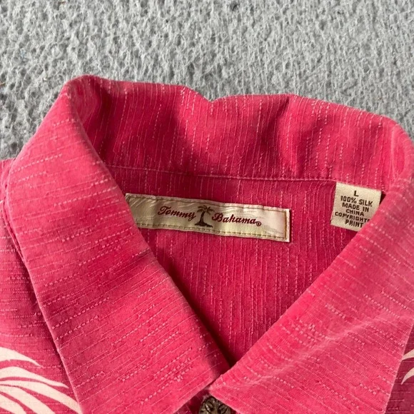 Tommy Bahama Silk Button Up Shirt Short Sleeve Hawaiian Adult Pink Palm Trees L - Picture 6 of 9